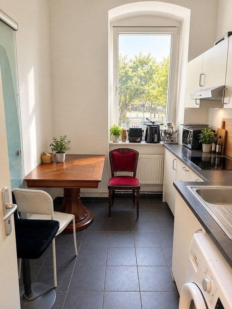 Predaj bytu 5-izbový 95 m², Friedrichsberger Strasse 24, Berlin, Berlín Predaj bytu 5-izbový 95 m², Friedrichsberger Strasse 24, Berlin, Berlín