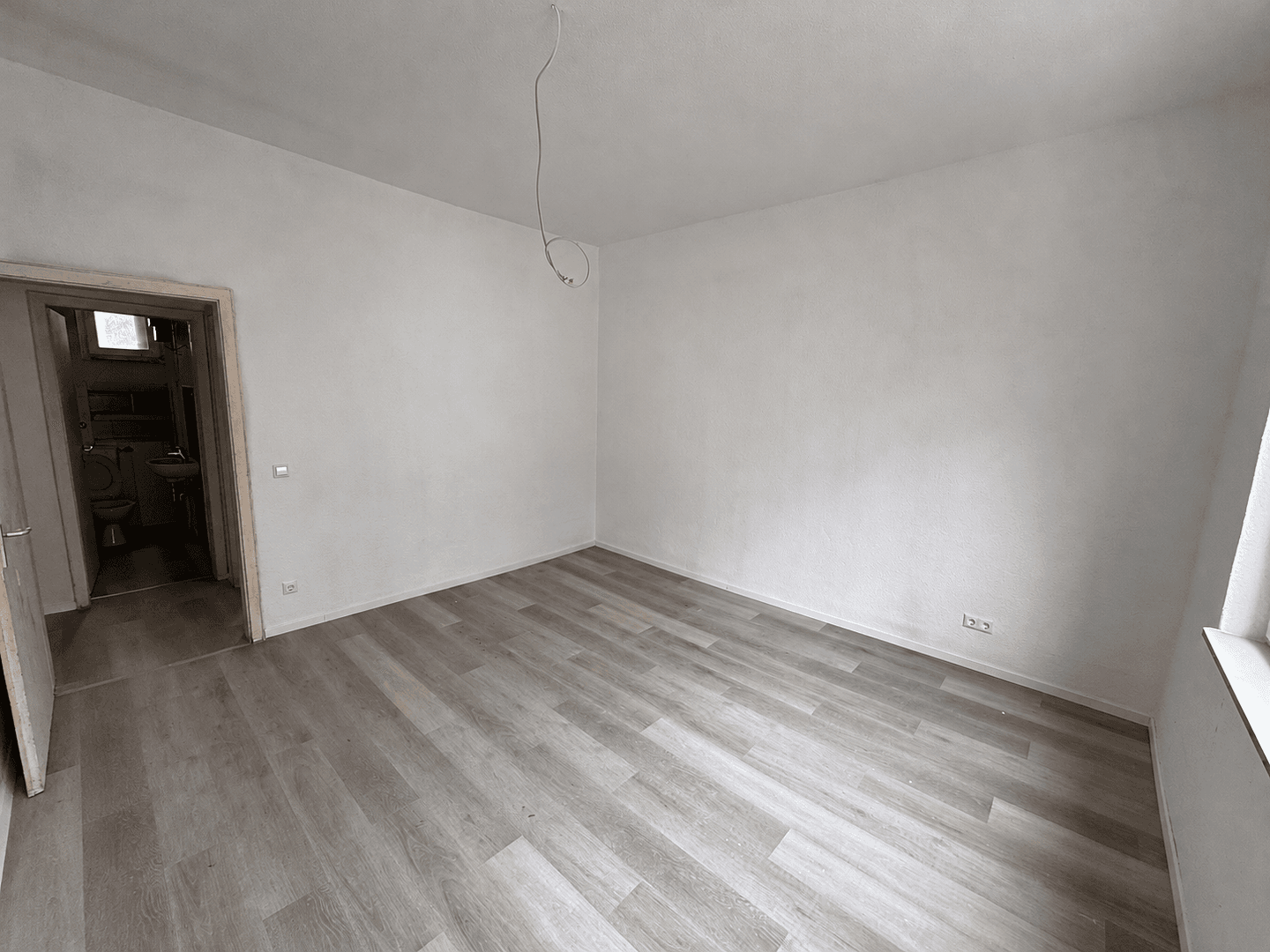 Prenájom bytu 3-izbový 72 m², Dammstr. 17, Pforzheim, Bádensko-Wurttembersko Prenájom bytu 3-izbový 72 m², Dammstr. 17, Pforzheim, Bádensko-Wurttembersko