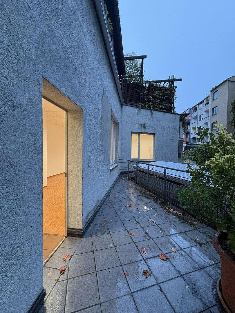 Prenájom kancelárie 80 m², Köln, Severné Porýnie - Westfálsko Prenájom kancelárie 80 m², Köln, Severné Porýnie - Westfálsko