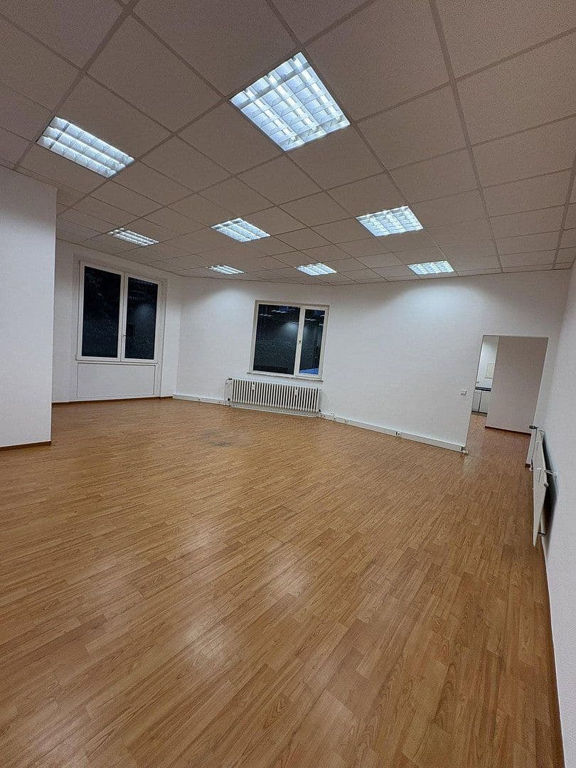 Prenájom kancelárie 80 m², Köln, Severné Porýnie - Westfálsko Prenájom kancelárie 80 m², Köln, Severné Porýnie - Westfálsko