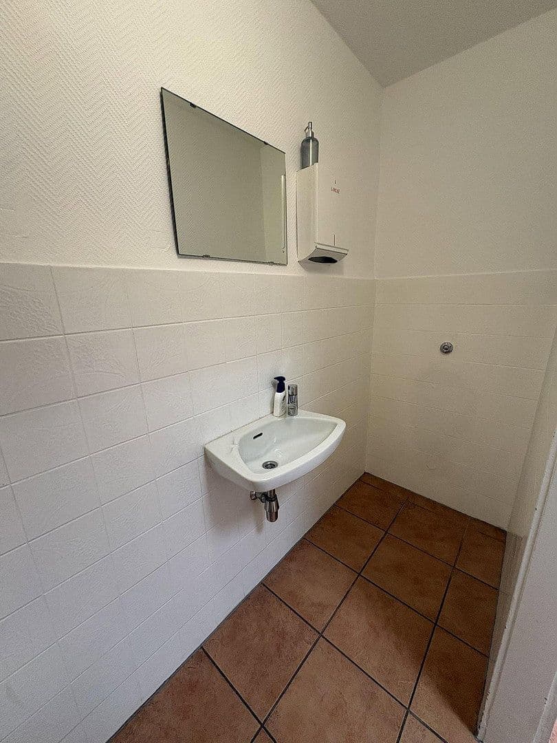 Prenájom kancelárie 80 m², Köln, Severné Porýnie - Westfálsko Prenájom kancelárie 80 m², Köln, Severné Porýnie - Westfálsko