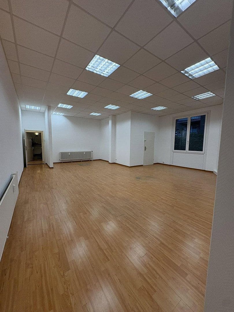 Prenájom kancelárie 80 m², Köln, Severné Porýnie - Westfálsko Prenájom kancelárie 80 m², Köln, Severné Porýnie - Westfálsko