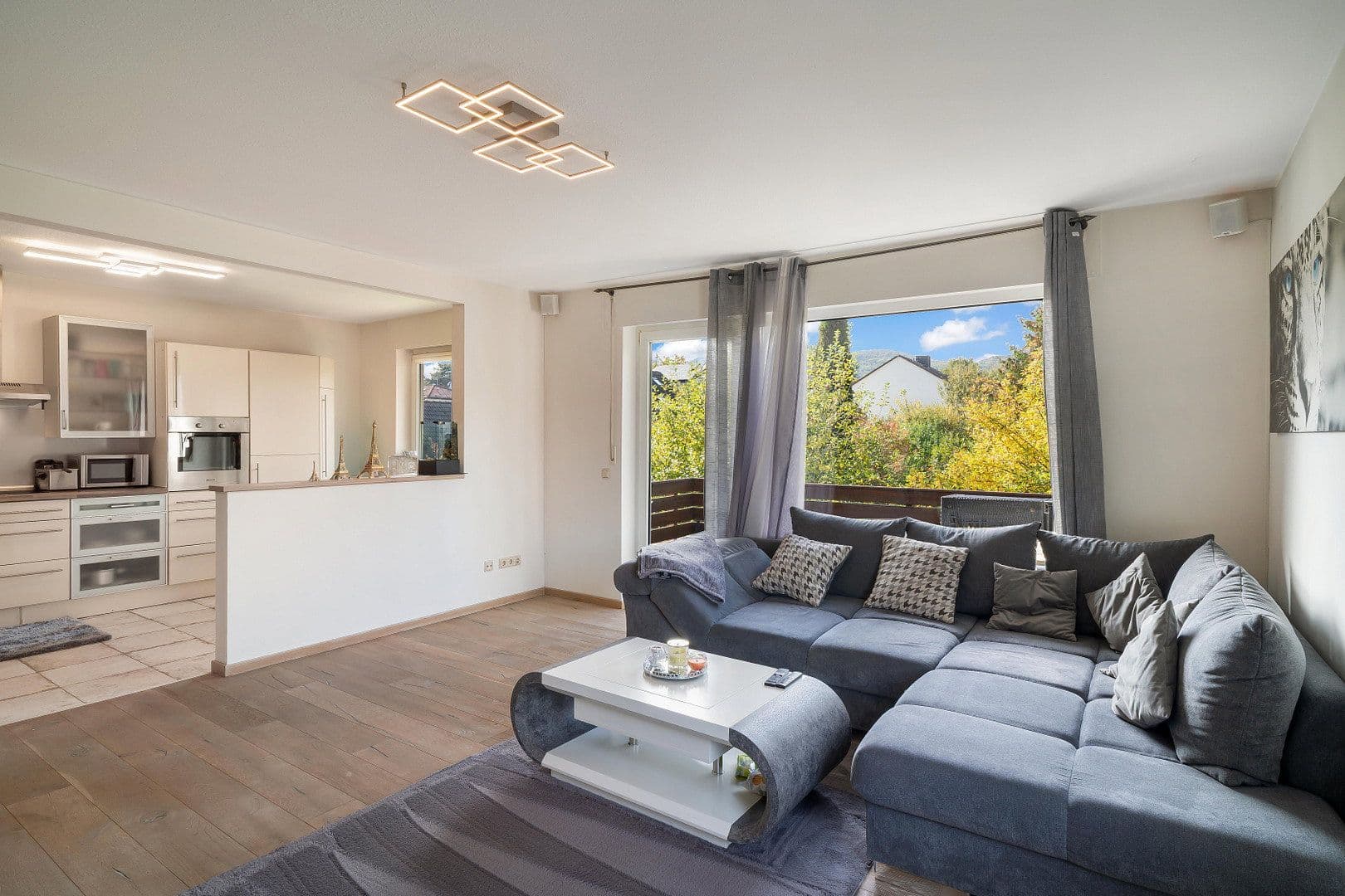 Predaj bytu 6-izbový 177 m², Falkenweg 27, Kassel, Hesensko Predaj bytu 6-izbový 177 m², Falkenweg 27, Kassel, Hesensko