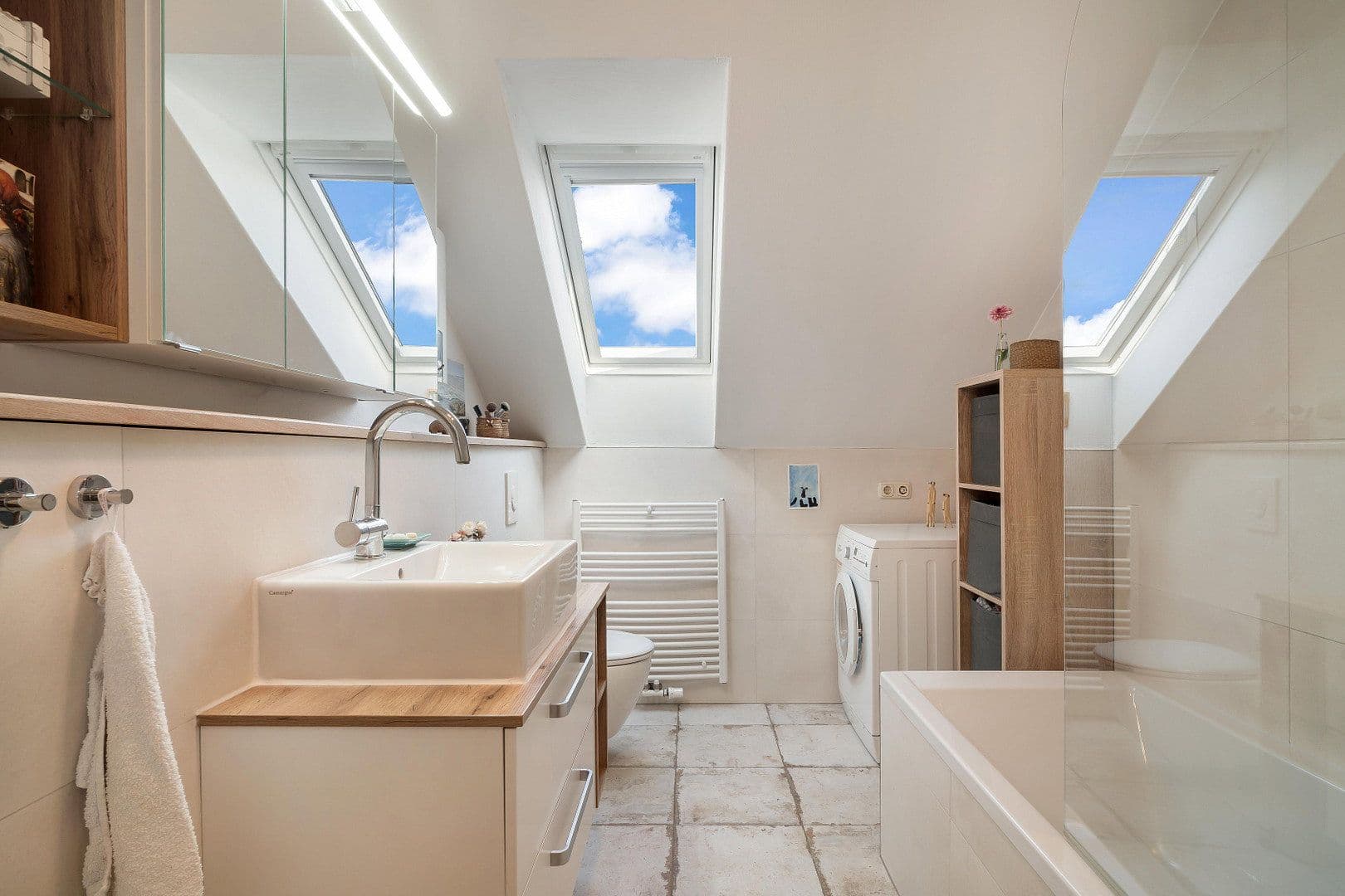 Predaj bytu 6-izbový 177 m², Falkenweg 27, Kassel, Hesensko Predaj bytu 6-izbový 177 m², Falkenweg 27, Kassel, Hesensko