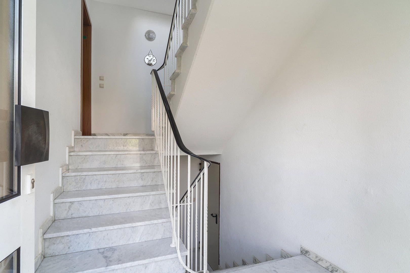 Predaj bytu 6-izbový 177 m², Falkenweg 27, Kassel, Hesensko Predaj bytu 6-izbový 177 m², Falkenweg 27, Kassel, Hesensko