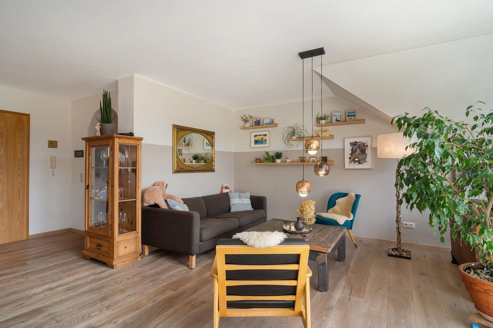 Predaj bytu 6-izbový 177 m², Falkenweg 27, Kassel, Hesensko Predaj bytu 6-izbový 177 m², Falkenweg 27, Kassel, Hesensko