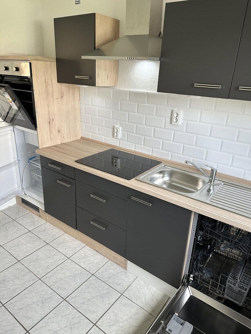 Prenájom bytu 3-izbový 65 m², Leipzigerstr 5, Herborn, Hesensko Prenájom bytu 3-izbový 65 m², Leipzigerstr 5, Herborn, Hesensko