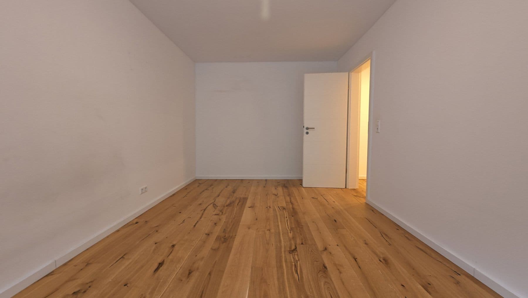 Prenájom bytu 3-izbový 68 m², Otto-Hahn-Platz 3, Heidelberg, Bádensko-Wurttembersko Prenájom bytu 3-izbový 68 m², Otto-Hahn-Platz 3, Heidelberg, Bádensko-Wurttembersko