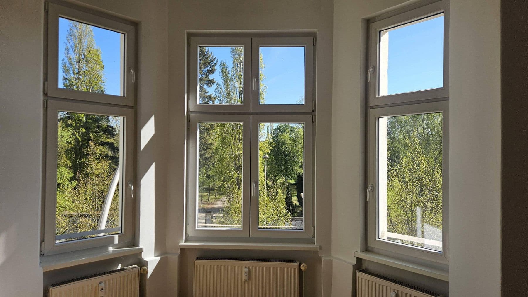 Prenájom bytu 3-izbový 88 m², Berlin, Berlín Prenájom bytu 3-izbový 88 m², Berlin, Berlín