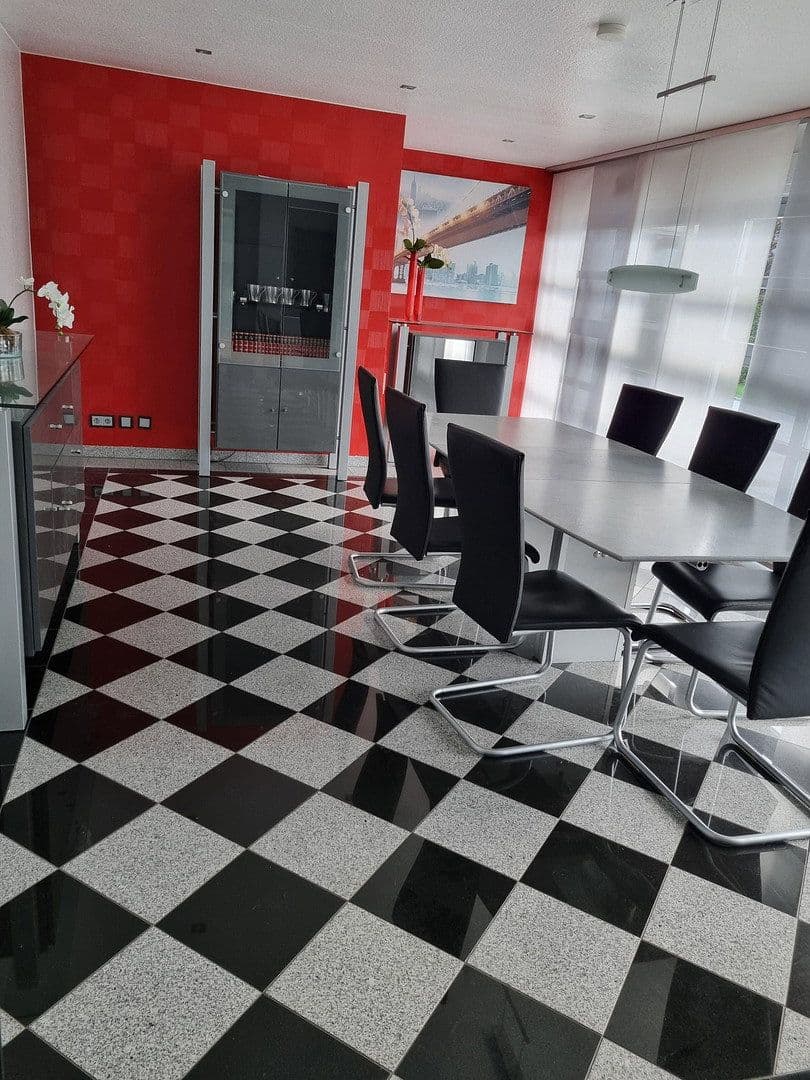 Prenájom kancelárie 206 m², Altdorf, Bádensko-Wurttembersko Prenájom kancelárie 206 m², Altdorf, Bádensko-Wurttembersko