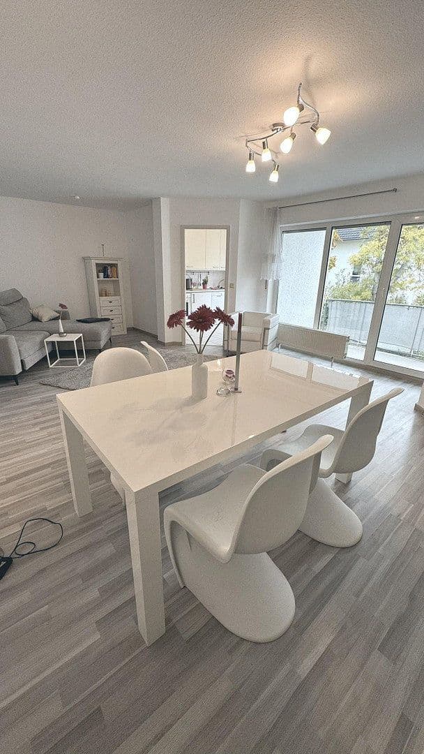 Prenájom bytu 2-izbový 64 m², Zukunftstrasse 15, Mainz, Laubenheim, Porýnie-Falcko Prenájom bytu 2-izbový 64 m², Zukunftstrasse 15, Mainz, Laubenheim, Porýnie-Falcko