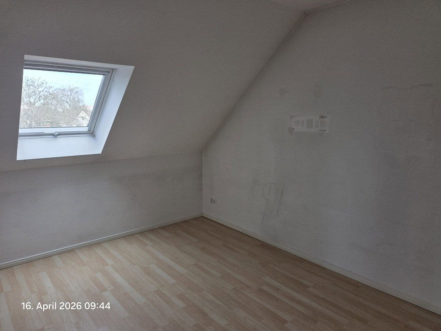 Prenájom bytu 4-izbový 126 m², Berlin, Berlín Prenájom bytu 4-izbový 126 m², Berlin, Berlín