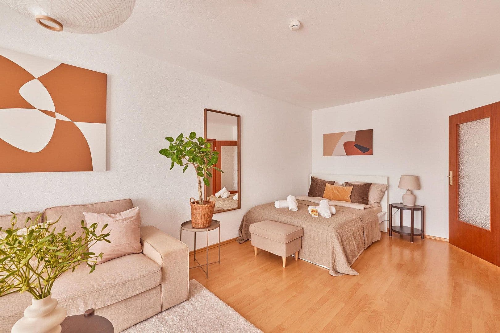 Prenájom bytu 1-izbový 43 m², Kurt-Schumacher-Straße 32, Kaiserslautern, Porýnie-Falcko Prenájom bytu 1-izbový 43 m², Kurt-Schumacher-Straße 32, Kaiserslautern, Porýnie-Falcko