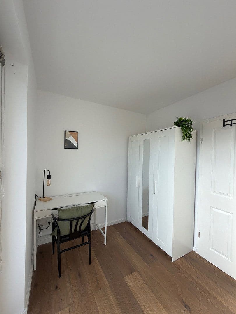 Prenájom bytu 77 m², München, Bavorsko Prenájom bytu 77 m², München, Bavorsko