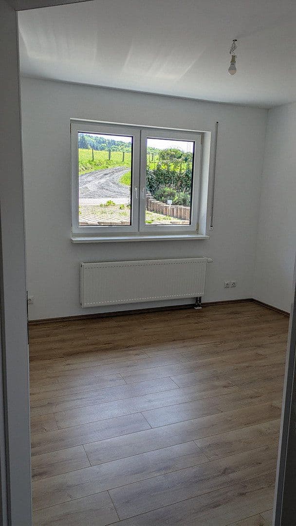 Prenájom bytu 3-izbový 75 m², Schlüchtern, Hesensko Prenájom bytu 3-izbový 75 m², Schlüchtern, Hesensko
