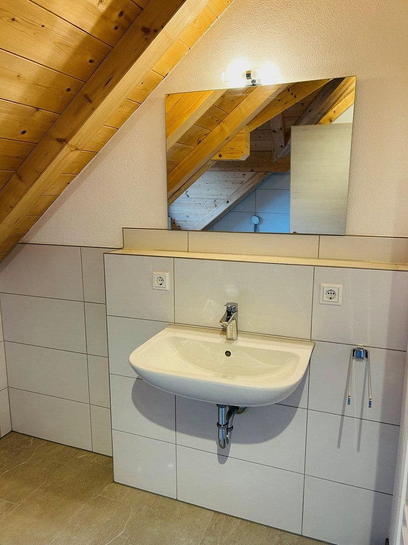 Prenájom bytu 3-izbový 81 m², Wolfratshausen, Bavorsko Prenájom bytu 3-izbový 81 m², Wolfratshausen, Bavorsko