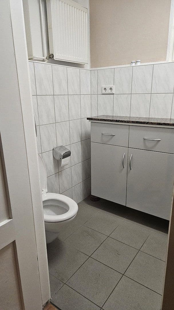 Prenájom kancelárie 90 m², Berlin, Berlín Prenájom kancelárie 90 m², Berlin, Berlín