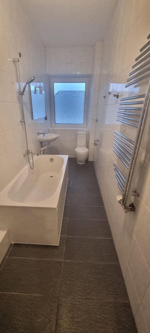 Prenájom bytu 3-izbový 76 m², Ingolstadt, Bavorsko Prenájom bytu 3-izbový 76 m², Ingolstadt, Bavorsko