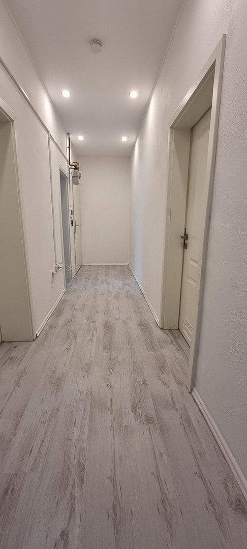 Prenájom bytu 3-izbový 76 m², Ingolstadt, Bavorsko Prenájom bytu 3-izbový 76 m², Ingolstadt, Bavorsko