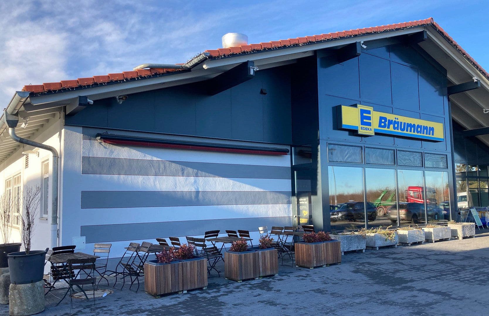 Prenájom nebytového priestoru 110 m², Tittmoninger Straße 43, Fridolfing, Bavorsko Prenájom nebytového priestoru 110 m², Tittmoninger Straße 43, Fridolfing, Bavorsko