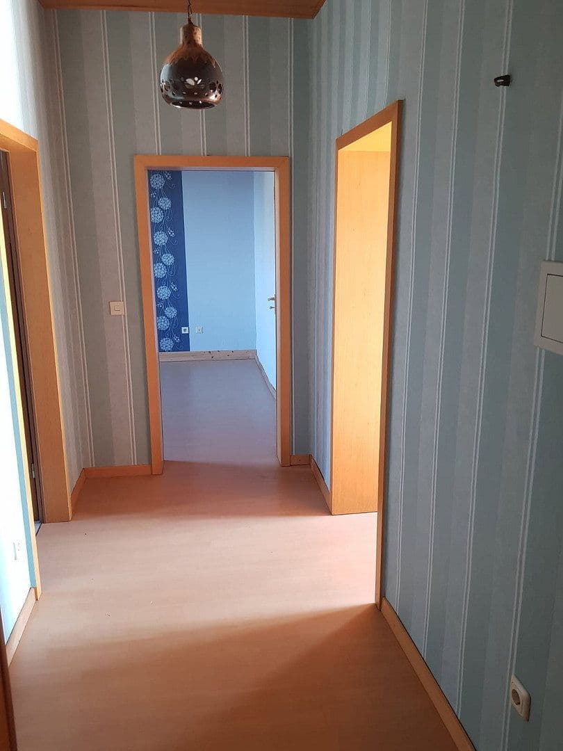 Prenájom bytu 3-izbový 72 m², Ziegelhorststraße 45, Duisburg, Severné Porýnie - Westfálsko Prenájom bytu 3-izbový 72 m², Ziegelhorststraße 45, Duisburg, Severné Porýnie - Westfálsko
