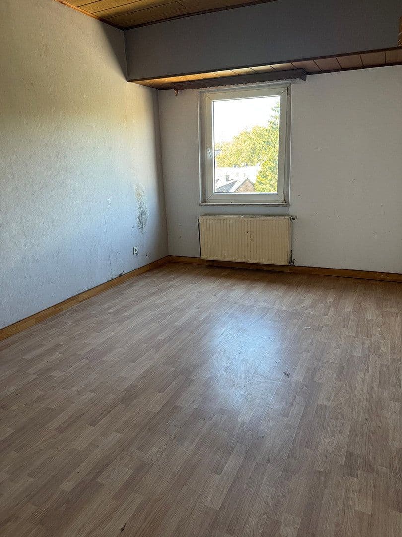 Prenájom bytu 3-izbový 72 m², Ziegelhorststraße 45, Duisburg, Severné Porýnie - Westfálsko Prenájom bytu 3-izbový 72 m², Ziegelhorststraße 45, Duisburg, Severné Porýnie - Westfálsko