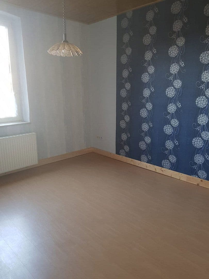 Prenájom bytu 3-izbový 72 m², Ziegelhorststraße 45, Duisburg, Severné Porýnie - Westfálsko Prenájom bytu 3-izbový 72 m², Ziegelhorststraße 45, Duisburg, Severné Porýnie - Westfálsko