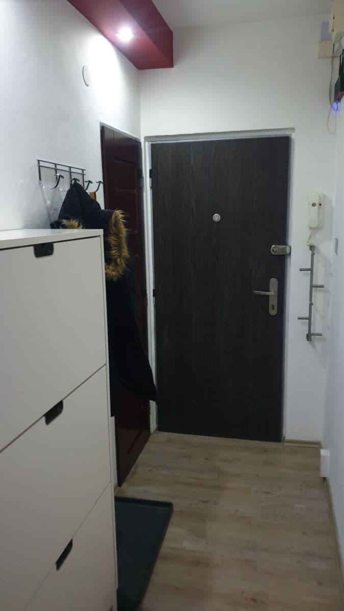 Prenájom bytu 2-izbový 65 m², Okružní, Týniště nad Orlicí, Královéhradecký kraj Prenájom bytu 2-izbový 65 m², Okružní, Týniště nad Orlicí, Královéhradecký kraj