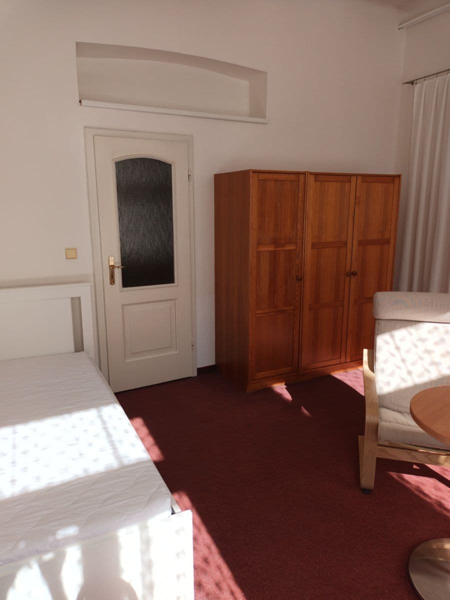 Prenájom bytu 2-izbový 34 m², Na Petynce, Praha, Praha Prenájom bytu 2-izbový 34 m², Na Petynce, Praha, Praha