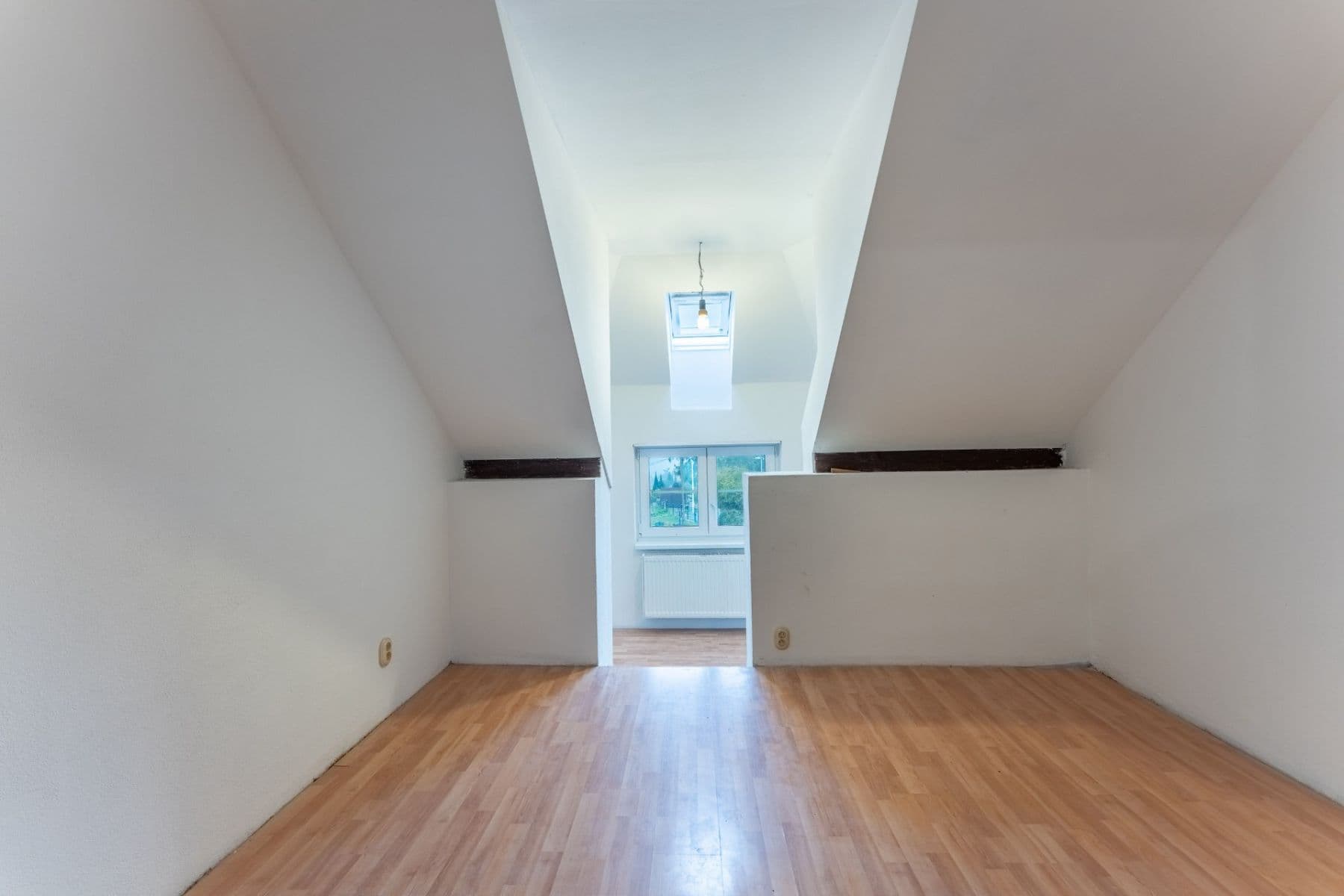 Predaj domu 170 m², pozemok 699 m², Pražská, Jíloviště, Středočeský kraj Predaj domu 170 m², pozemok 699 m², Pražská, Jíloviště, Středočeský kraj
