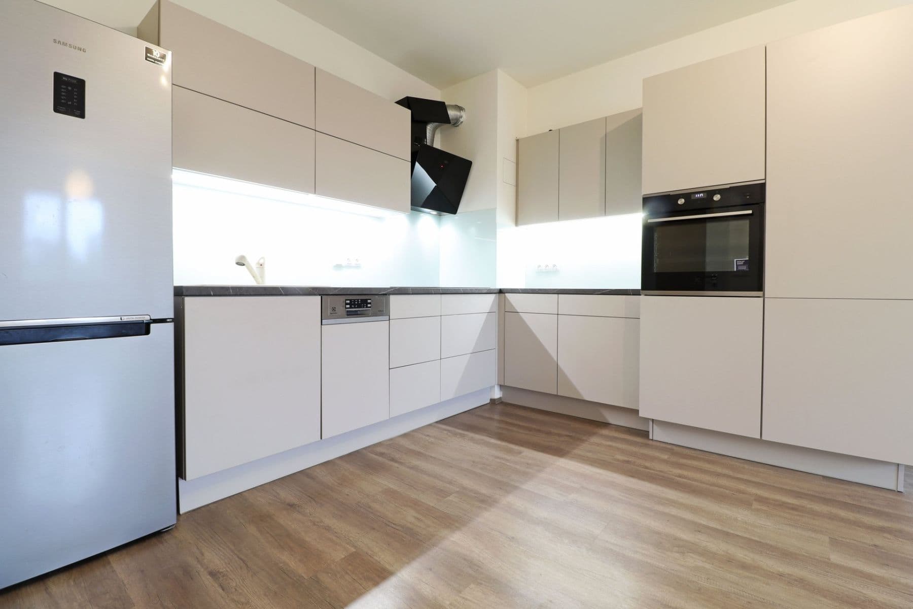 Prenájom bytu 2-izbový 53 m², Svatošových, Praha, Praha Prenájom bytu 2-izbový 53 m², Svatošových, Praha, Praha