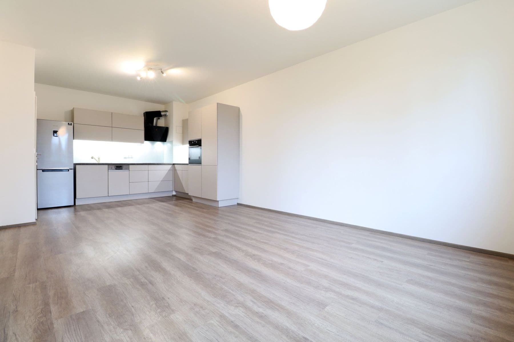 Prenájom bytu 2-izbový 53 m², Svatošových, Praha, Praha Prenájom bytu 2-izbový 53 m², Svatošových, Praha, Praha