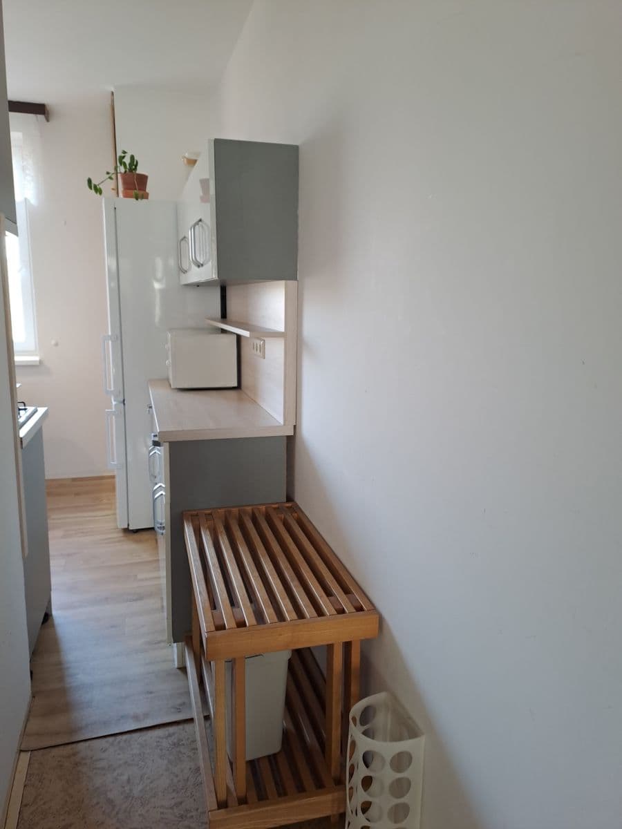 Prenájom bytu 3-izbový 72 m², Na Stárce, Praha, Praha Prenájom bytu 3-izbový 72 m², Na Stárce, Praha, Praha