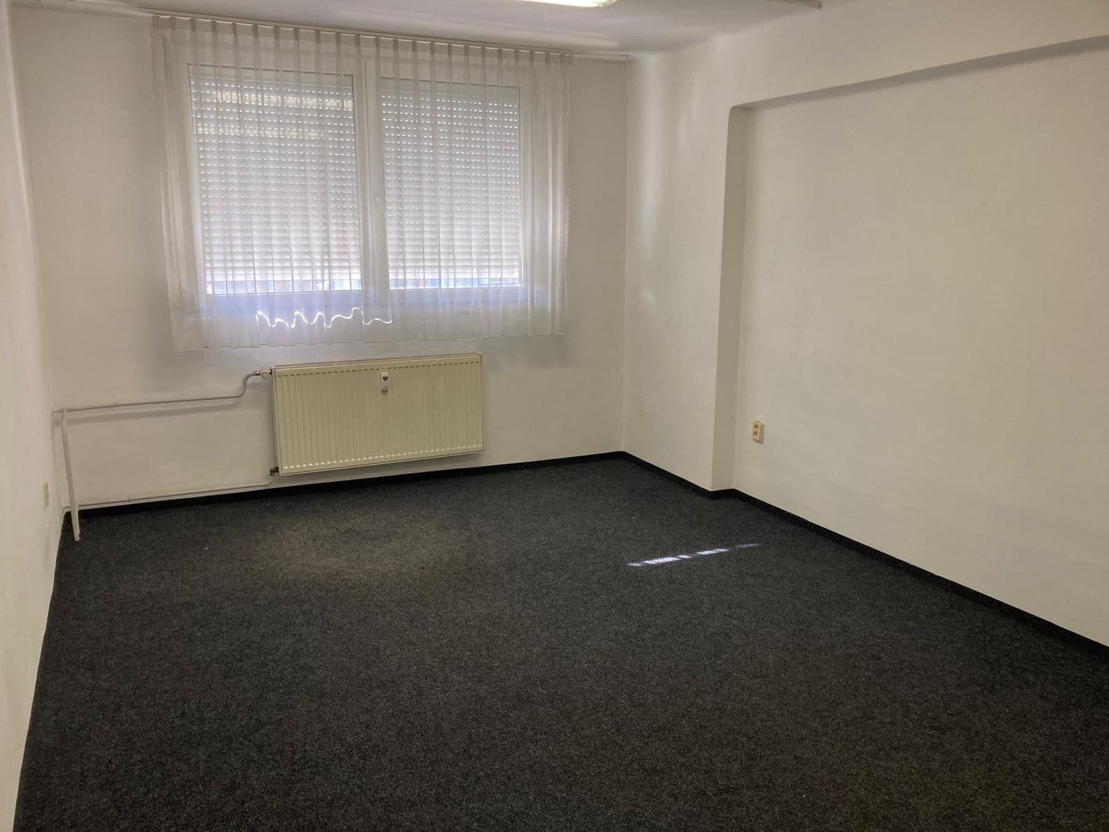 Prenájom kancelárie 26 m², třída Tomáše Garrigue Masaryka, Mladá Boleslav, Středočeský kraj Prenájom kancelárie 26 m², třída Tomáše Garrigue Masaryka, Mladá Boleslav, Středočeský kraj