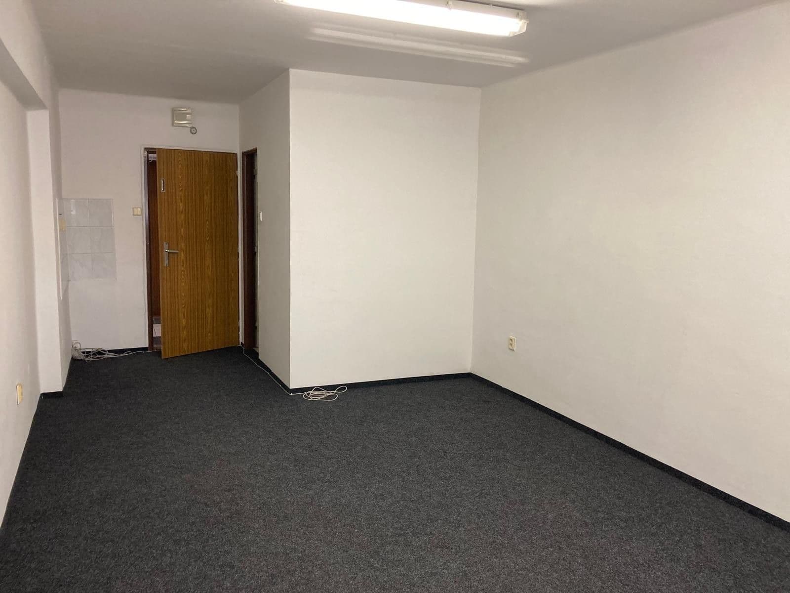 Prenájom kancelárie 26 m², třída Tomáše Garrigue Masaryka, Mladá Boleslav, Středočeský kraj Prenájom kancelárie 26 m², třída Tomáše Garrigue Masaryka, Mladá Boleslav, Středočeský kraj