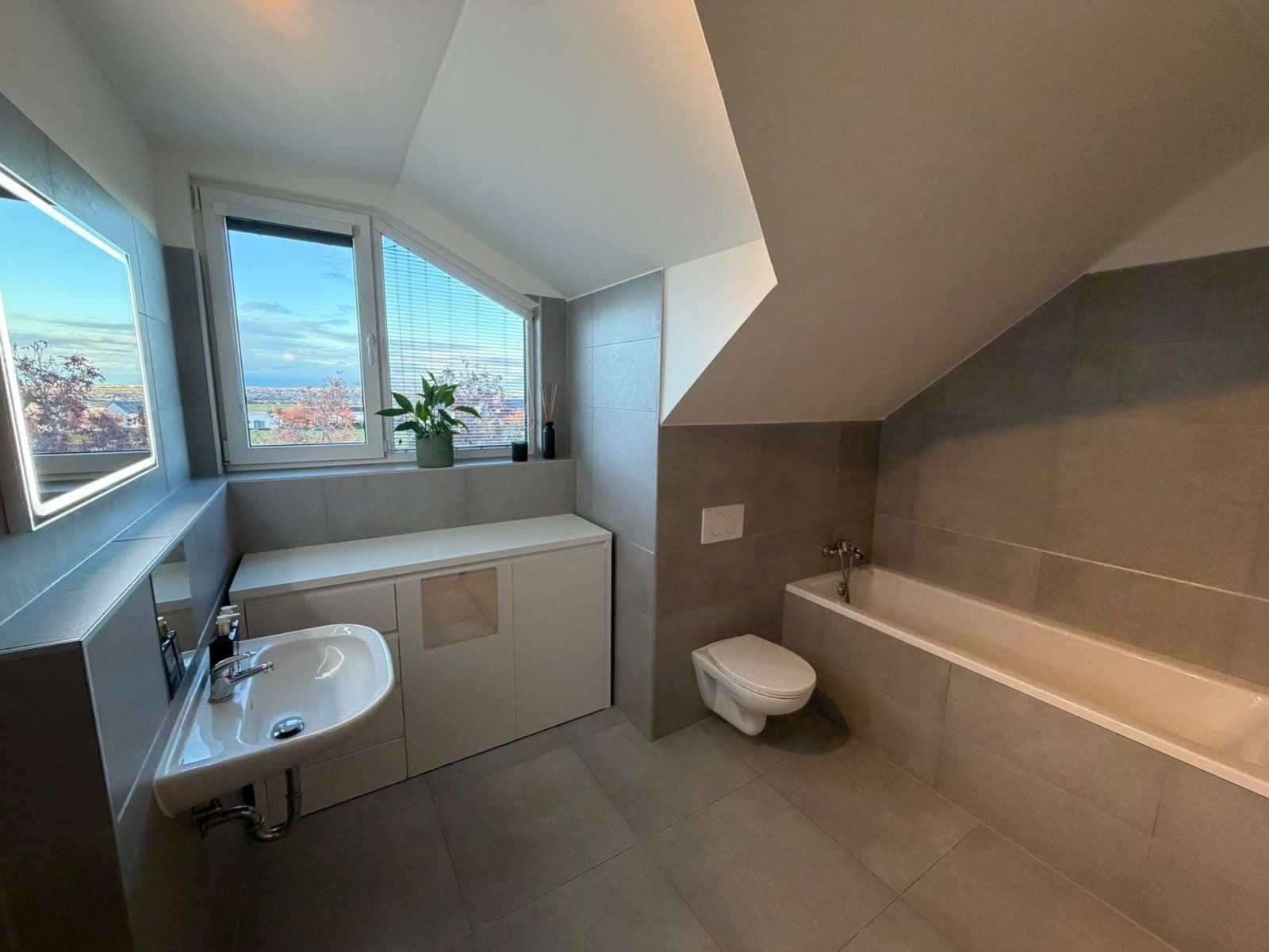 Predaj domu 147 m², pozemok 946 m², K Březné, Vysoký Újezd, Středočeský kraj Predaj domu 147 m², pozemok 946 m², K Březné, Vysoký Újezd, Středočeský kraj
