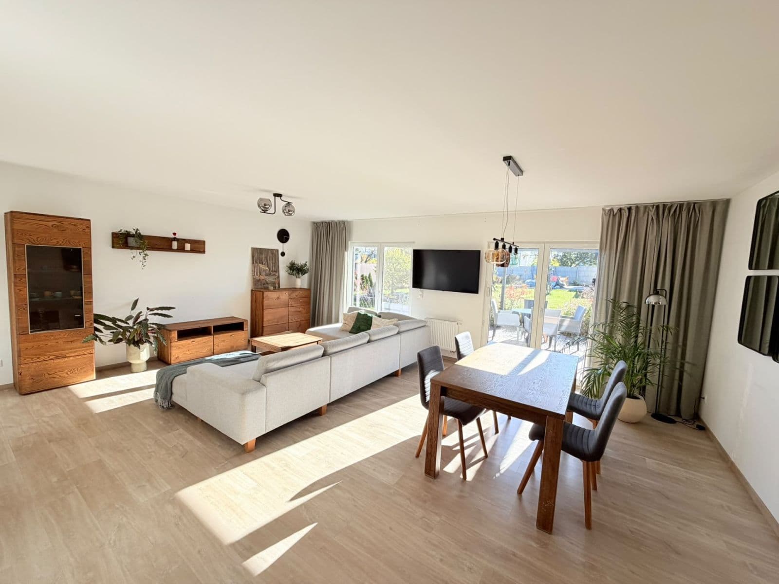Predaj domu 147 m², pozemok 946 m², K Březné, Vysoký Újezd, Středočeský kraj Predaj domu 147 m², pozemok 946 m², K Březné, Vysoký Újezd, Středočeský kraj