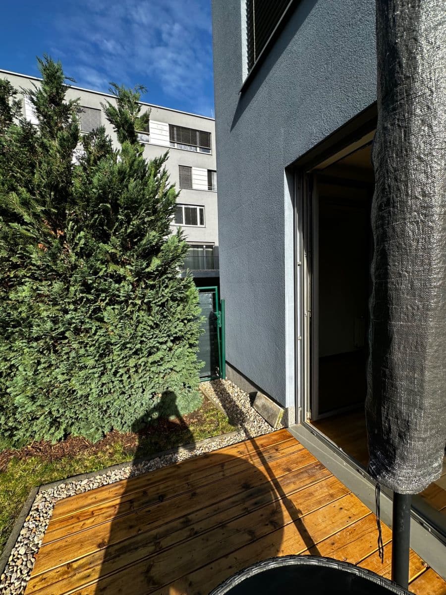 Prenájom bytu 2-izbový 66 m², Valečovská, Praha, Praha Prenájom bytu 2-izbový 66 m², Valečovská, Praha, Praha