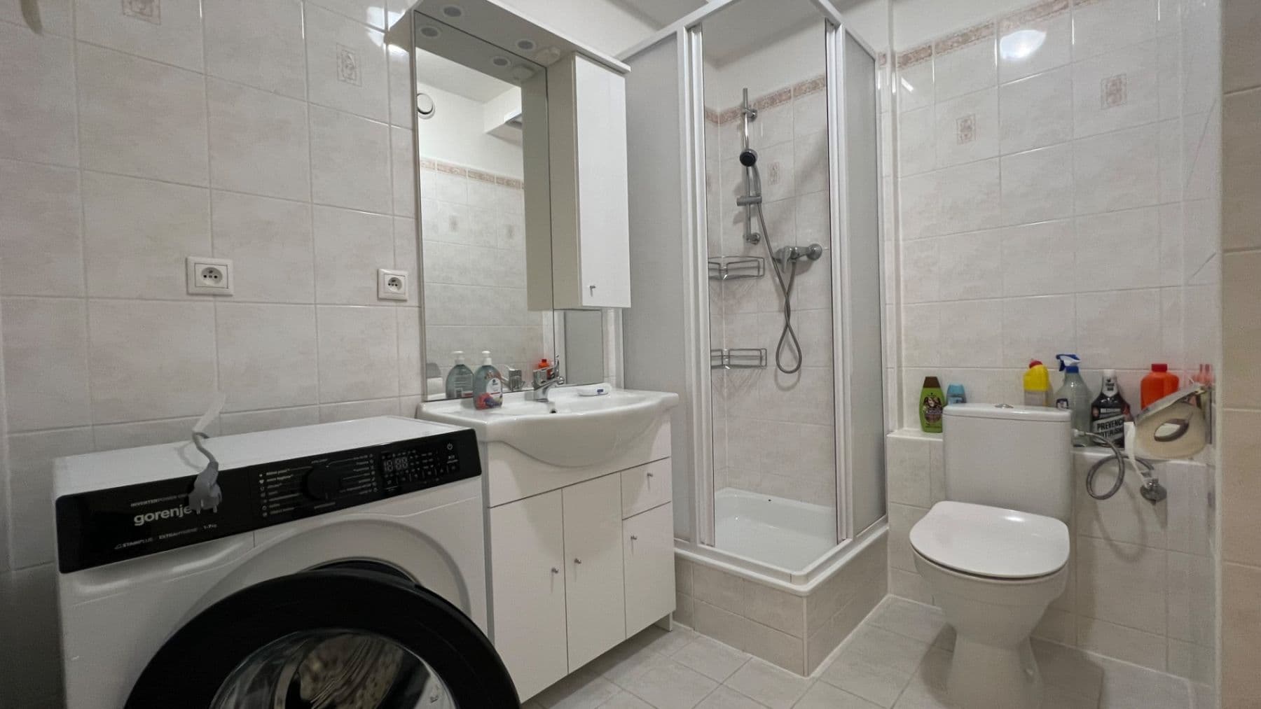 Prenájom bytu 2-izbový 30 m², Chotěšovská, Praha, Praha Prenájom bytu 2-izbový 30 m², Chotěšovská, Praha, Praha