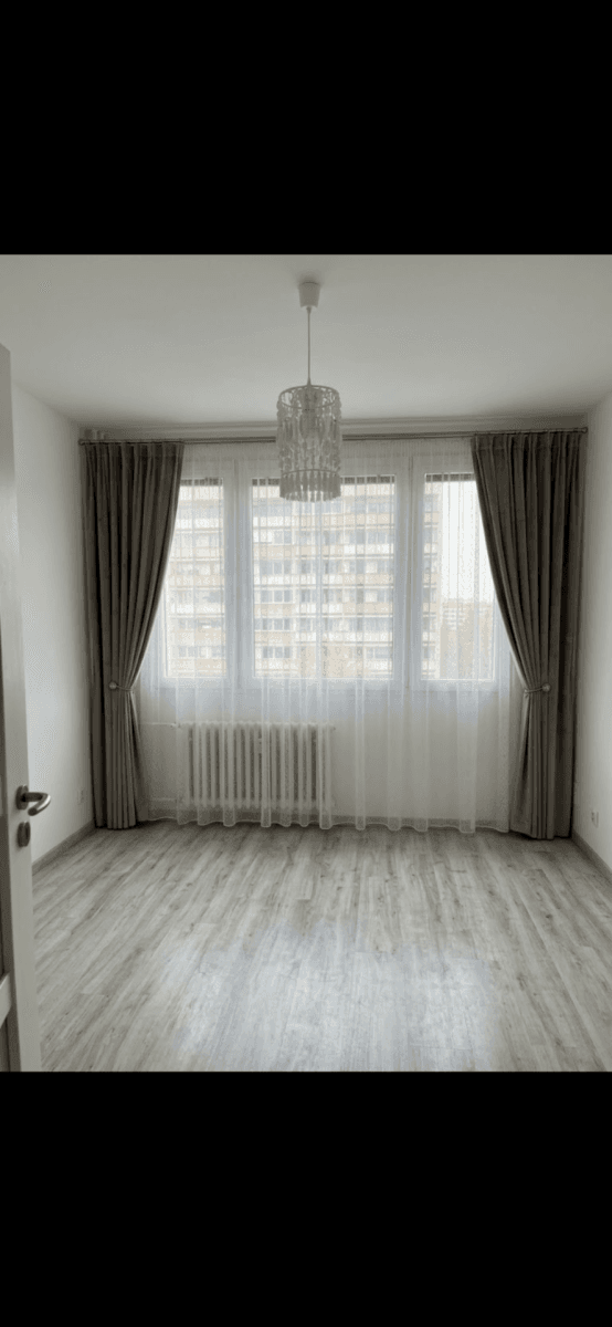 Prenájom bytu 3-izbový 70 m², Kotorská, Praha, Praha Prenájom bytu 3-izbový 70 m², Kotorská, Praha, Praha