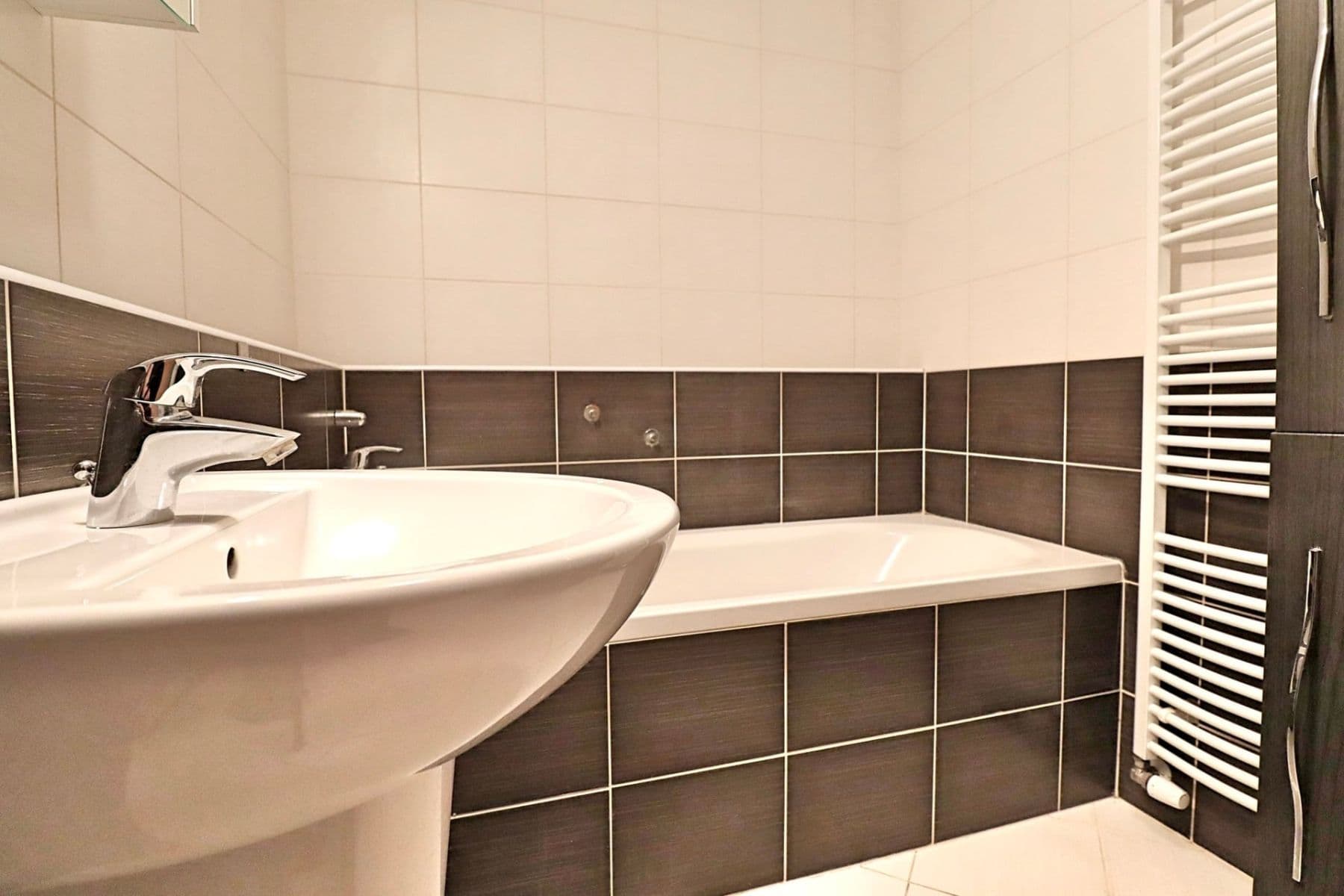 Prenájom bytu 2-izbový 45 m², Zakšínská, Praha, Praha Prenájom bytu 2-izbový 45 m², Zakšínská, Praha, Praha