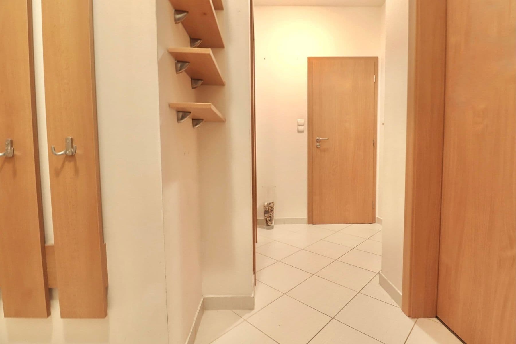 Prenájom bytu 2-izbový 45 m², Zakšínská, Praha, Praha Prenájom bytu 2-izbový 45 m², Zakšínská, Praha, Praha