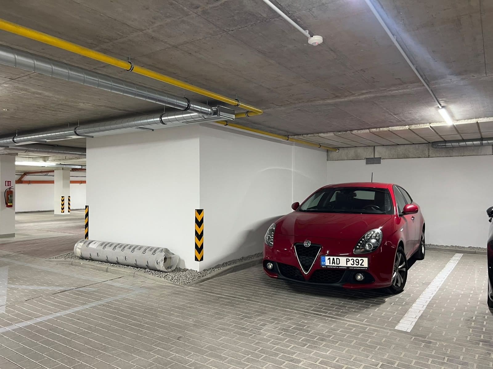 Prenájom bytu 1-izbový 45 m², Cukerní, Praha, Praha Prenájom bytu 1-izbový 45 m², Cukerní, Praha, Praha