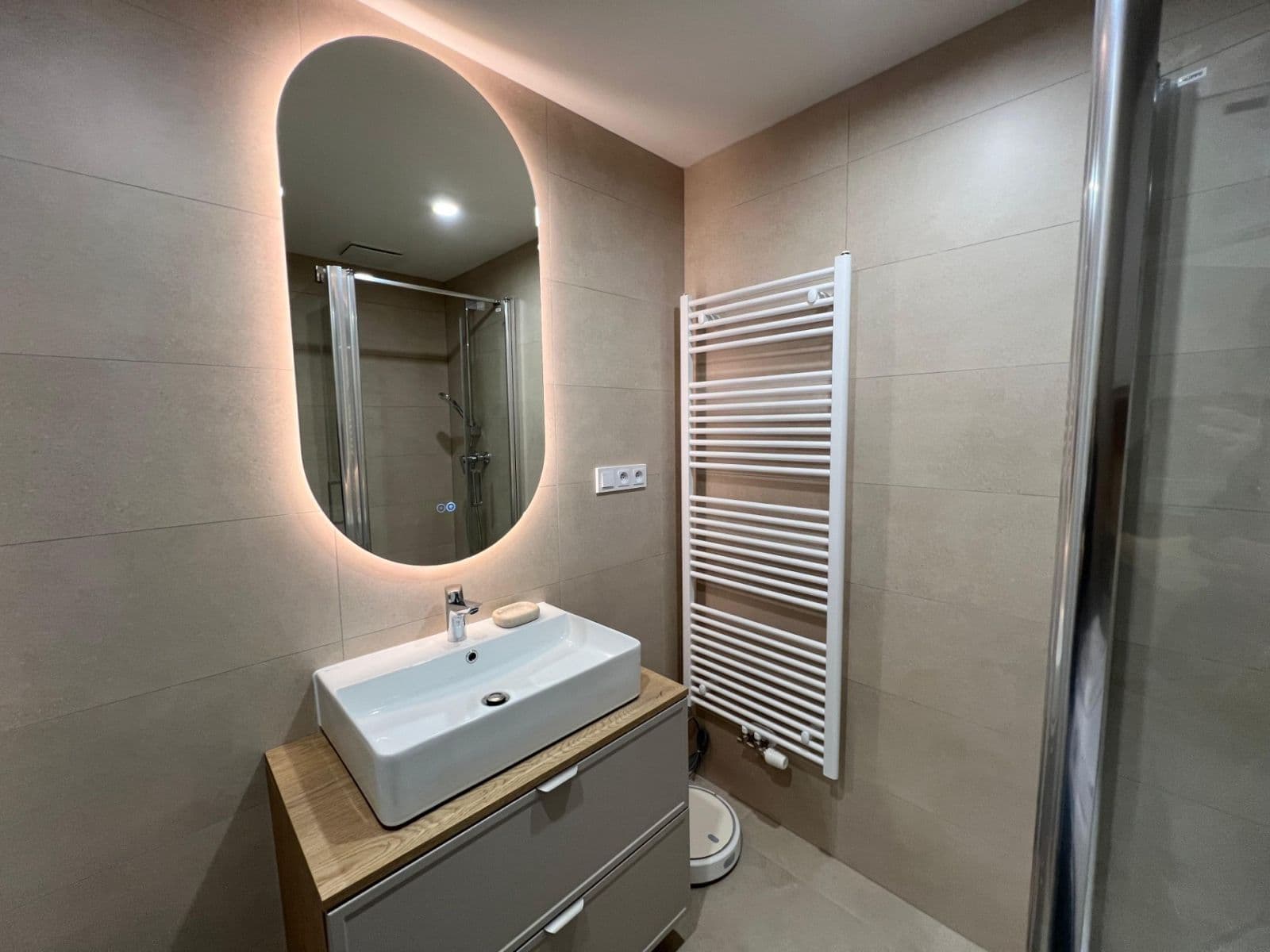 Prenájom bytu 1-izbový 45 m², Cukerní, Praha, Praha Prenájom bytu 1-izbový 45 m², Cukerní, Praha, Praha