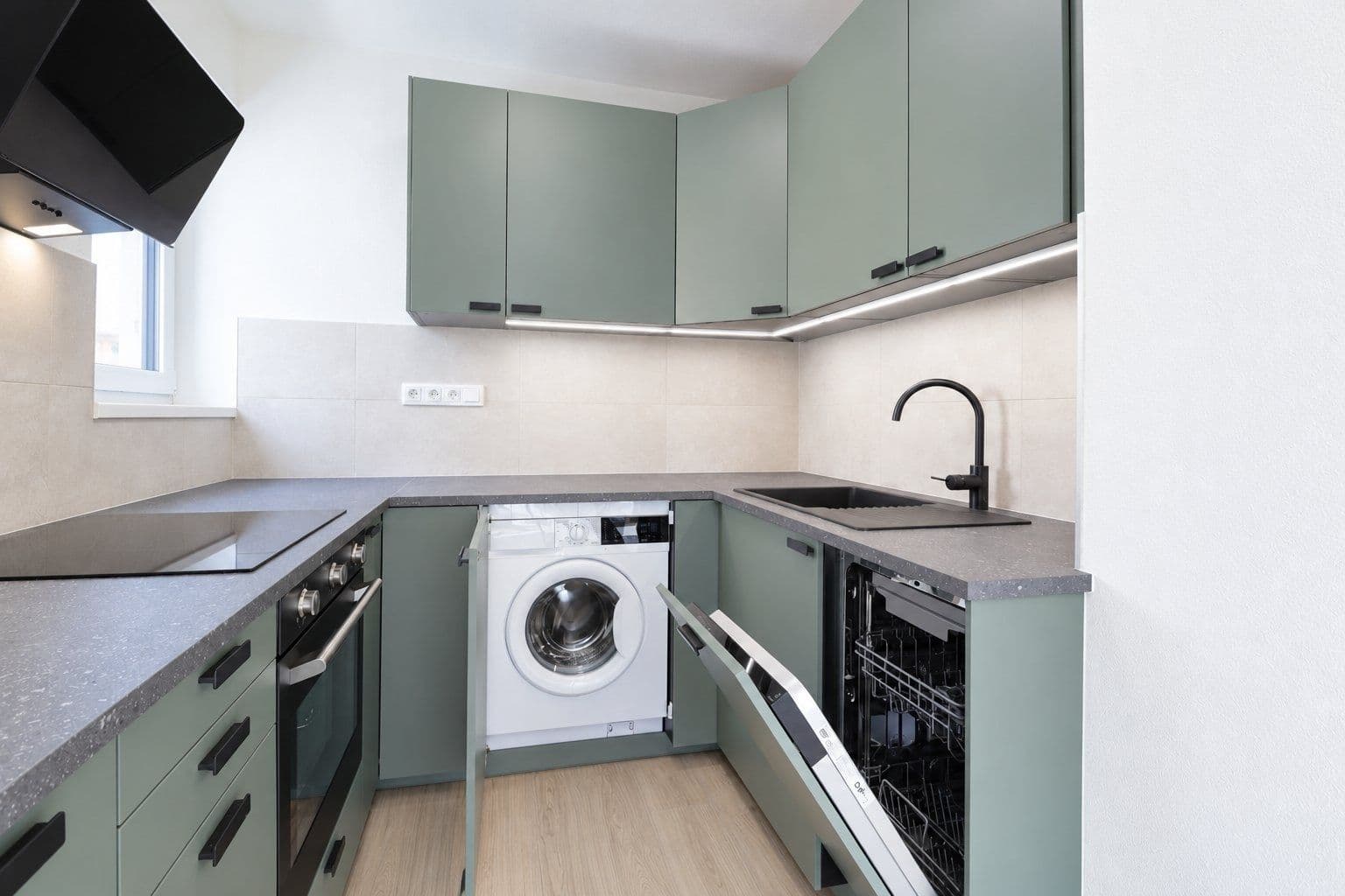 Prenájom bytu 2-izbový 47 m², Zahradní, Plzeň, Plzeňský kraj Prenájom bytu 2-izbový 47 m², Zahradní, Plzeň, Plzeňský kraj