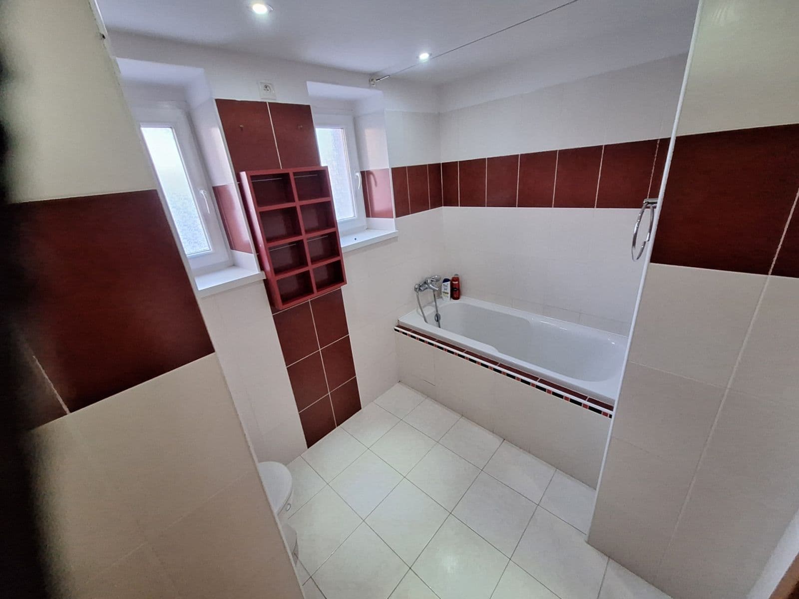 Predaj bytu 2-izbový 66 m², Železničná, Senica, Trnavský kraj Predaj bytu 2-izbový 66 m², Železničná, Senica, Trnavský kraj