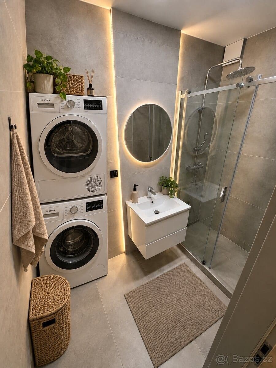 Prenájom bytu 2-izbový 54 m², Dukelská, Třinec, Moravskoslezský kraj Prenájom bytu 2-izbový 54 m², Dukelská, Třinec, Moravskoslezský kraj