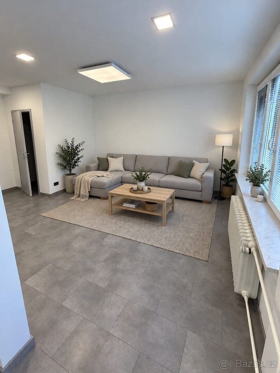 Prenájom bytu 2-izbový 54 m², Dukelská, Třinec, Moravskoslezský kraj Prenájom bytu 2-izbový 54 m², Dukelská, Třinec, Moravskoslezský kraj