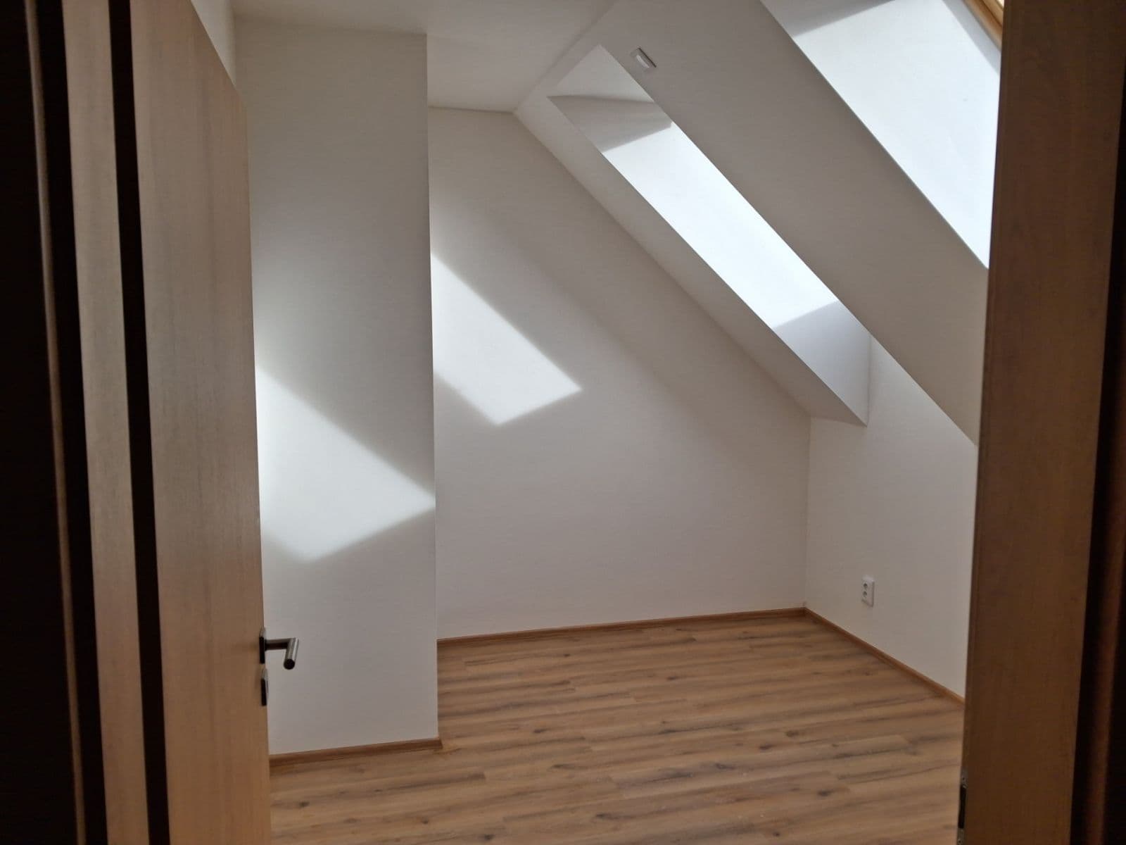 Prenájom bytu 2-izbový 49 m², Revoluční, Šestajovice, Středočeský kraj Prenájom bytu 2-izbový 49 m², Revoluční, Šestajovice, Středočeský kraj