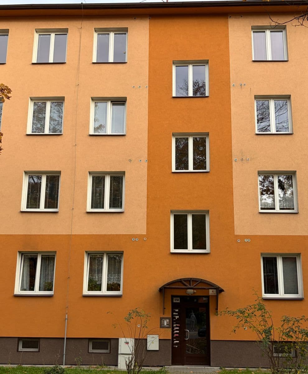 Predaj bytu 3-izbový 59 m², Charkovská, Ostrava, Moravskoslezský kraj Predaj bytu 3-izbový 59 m², Charkovská, Ostrava, Moravskoslezský kraj